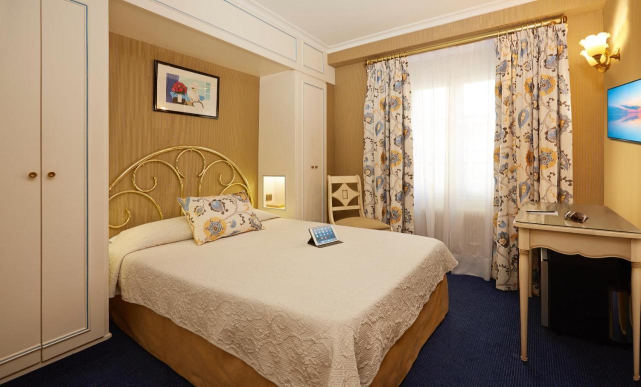 Hotel Beaubourg Paris Bagian luar foto