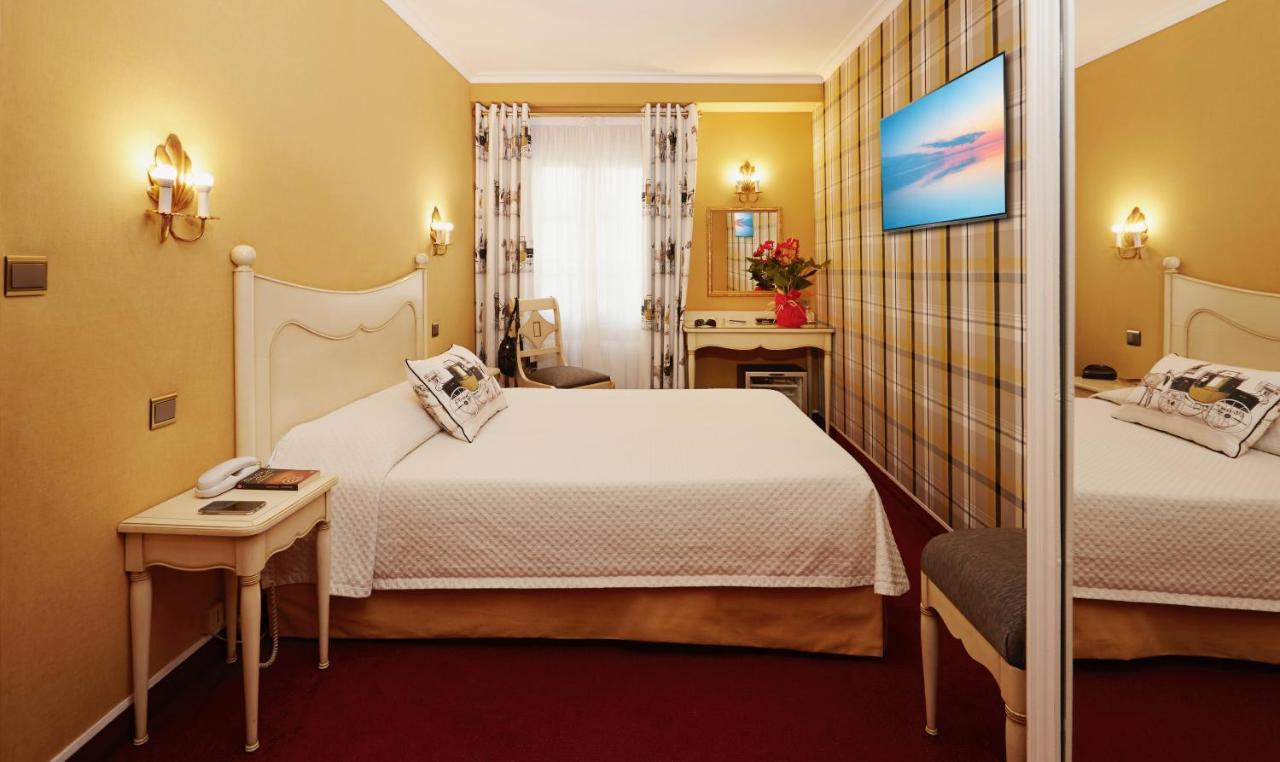 Hotel Beaubourg Paris Bagian luar foto