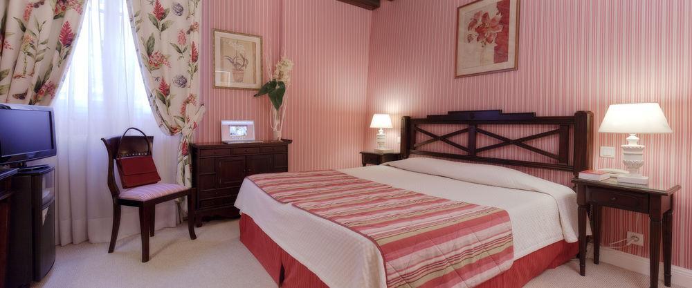 Hotel Beaubourg Paris Bagian luar foto
