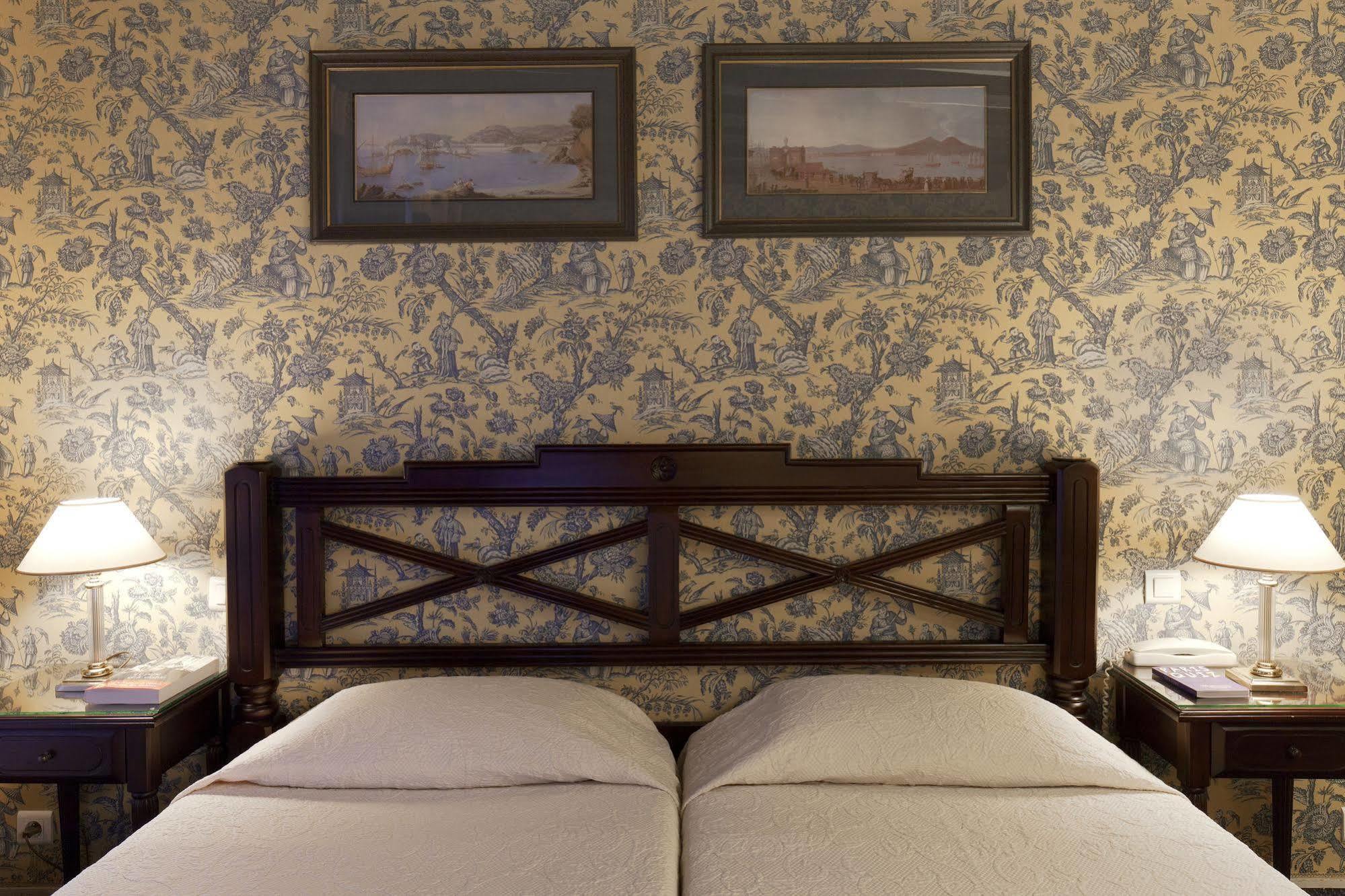 Hotel Beaubourg Paris Bagian luar foto